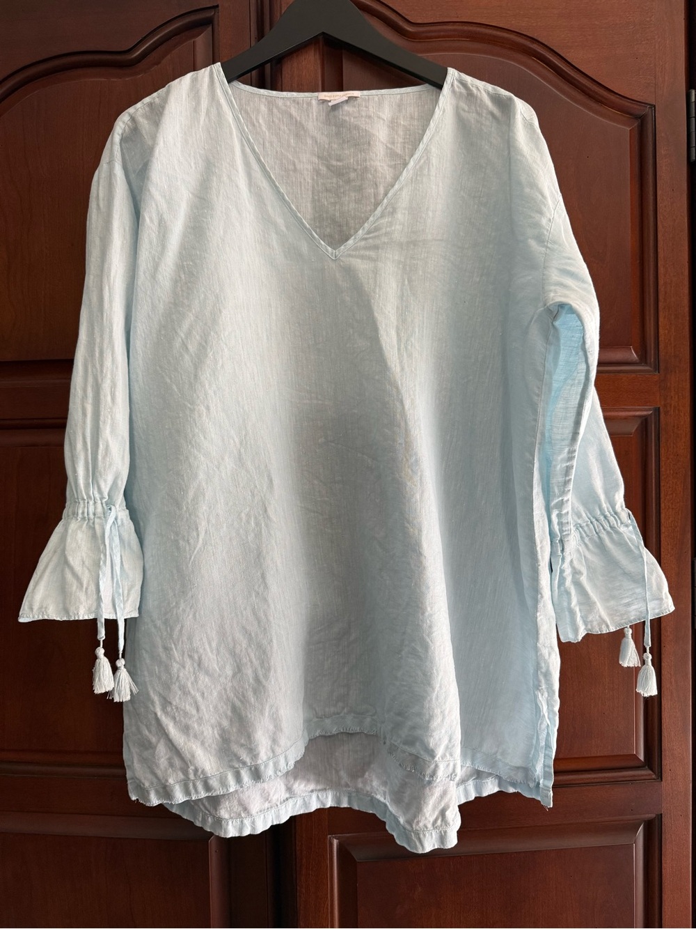 Saks Fifth Avenue 100% Linen V-Neck Bell Sleeve Tassel Tunic Top Light Blue